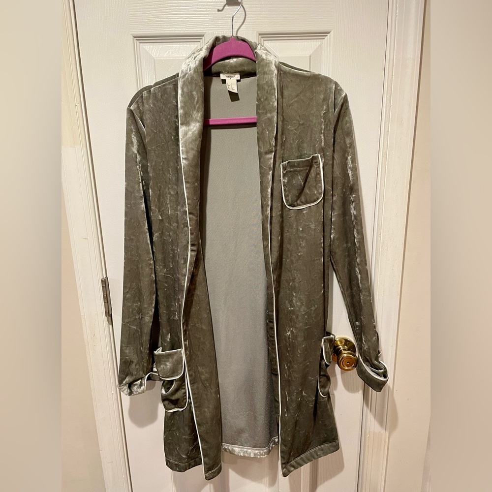 Forever 21 Grey Blue Velvet Bathrobe